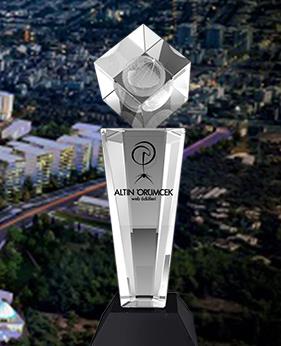 Ödüllü proje Sur Yapı Antalya’ya bir ödül de “Altın Örümcek” ten